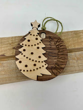 Load image into Gallery viewer, Countdown to Christmas Ornament